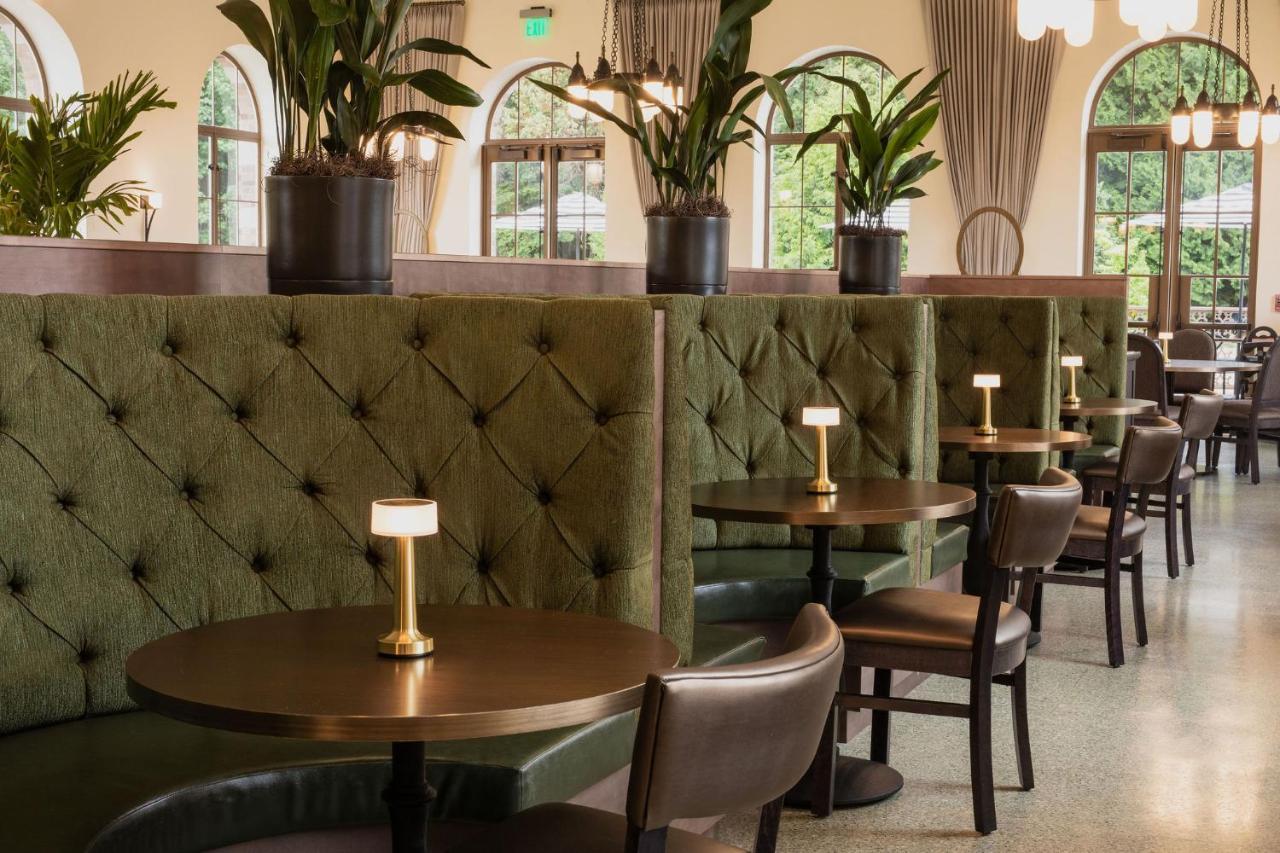 The Lodge At St Edward Park Kenmore Esterno foto