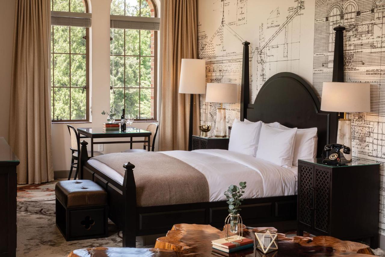 The Lodge At St Edward Park Kenmore Esterno foto